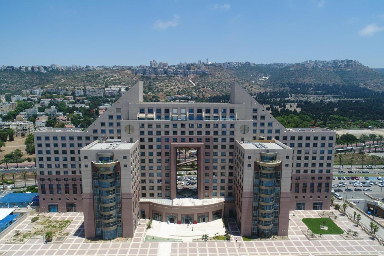 דירות חיפה בניין אלמוג - מגדל הים מראה חיצוני תמונה